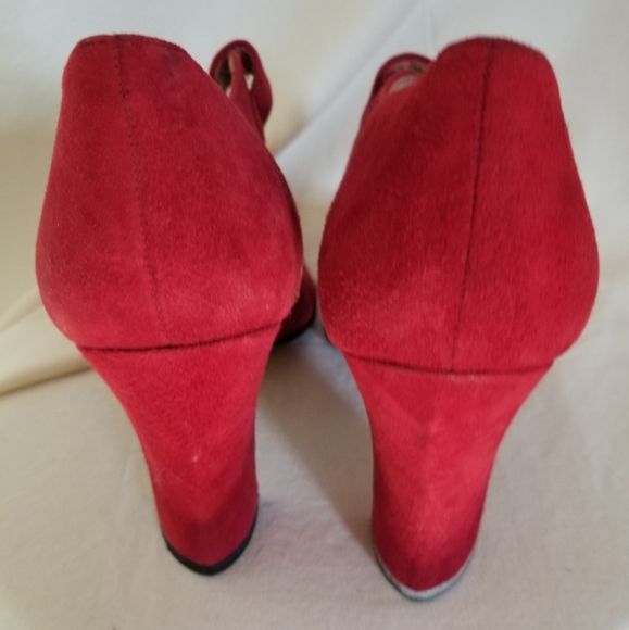 NINE WEST Vintage Red Suede Heels - Picture 3 of 6